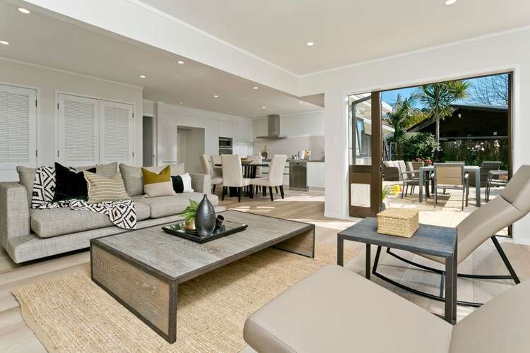 11 Penguin Drive Murrays Bay_2