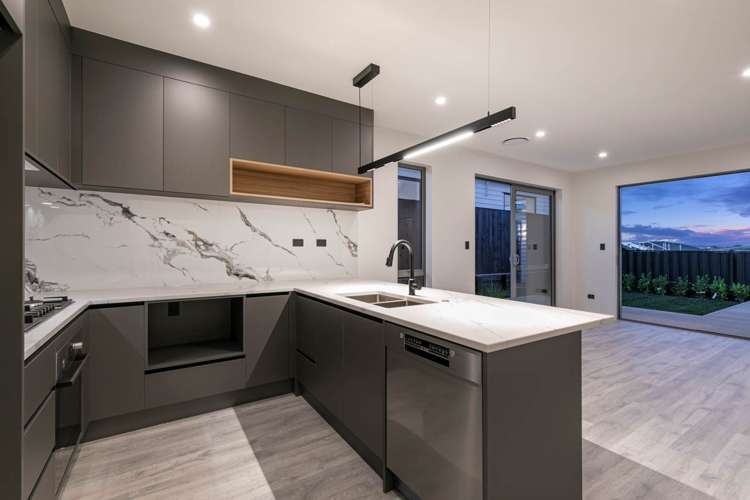 16 Fallowdown Street Wainui_8