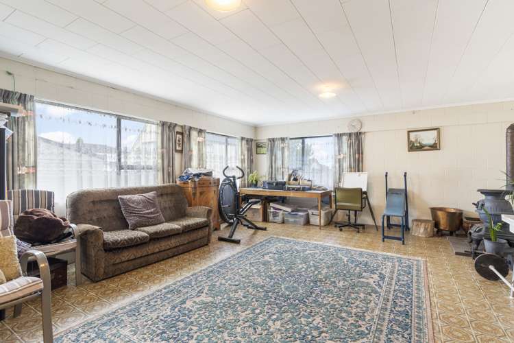 44 Bradbury Road Botany Downs_8