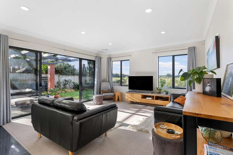 38 Stranraer Crescent Wattle Downs_5