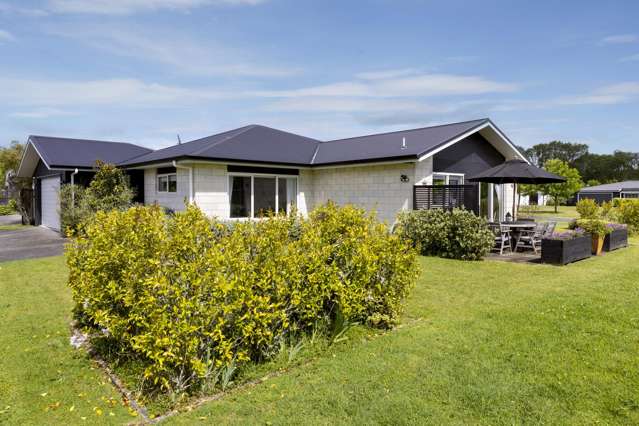 11 Maison Way Rangatira Park_2