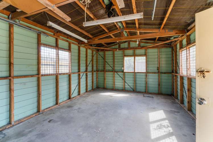 28 Kiharoa Street Otaki Beach_18