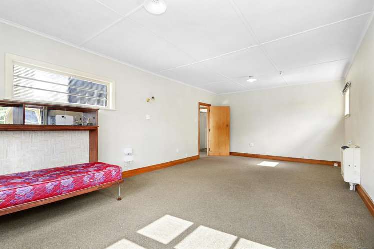 12 Bledisloe Crescent Wainuiomata_11
