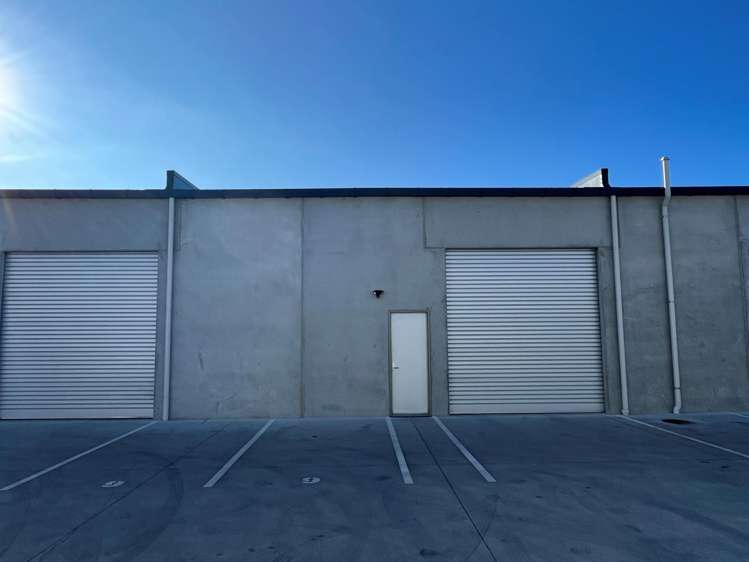 8/1 Lake Bryndwr Lane Burnside_7