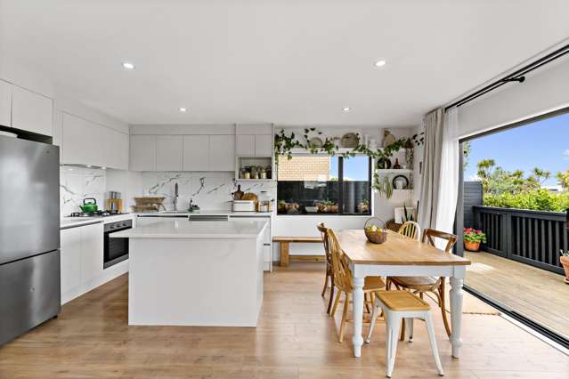 Effortless Living by the Reserve