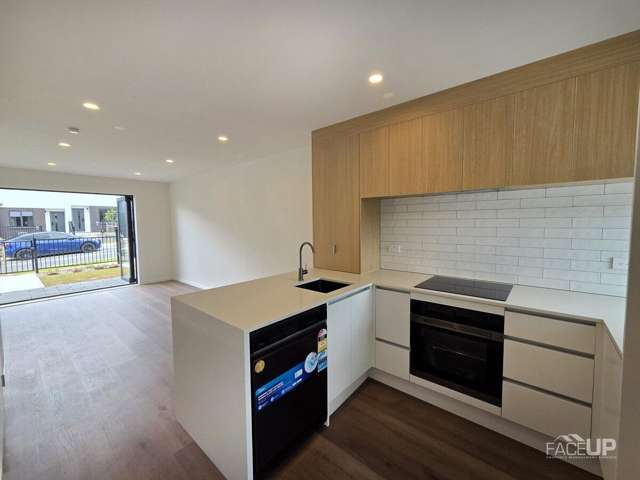5/3 Firebrick Way Hobsonville_3