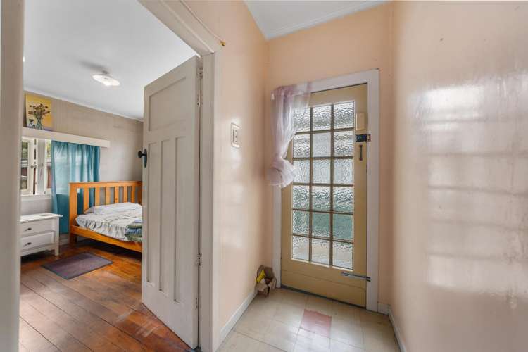 41 Hutchinson Avenue New Lynn_25