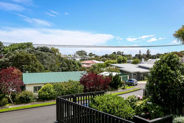 54 Waiwaka Terrace Strandon_1