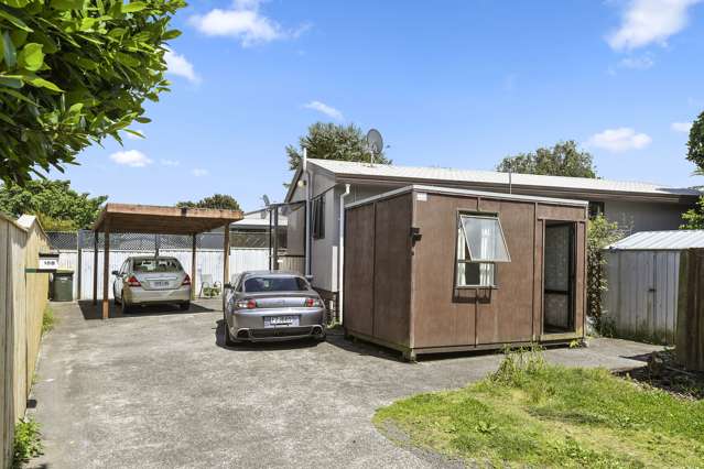 2/10 Cameron Place Ranui_4