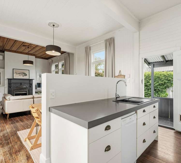 38 Stephens Place Hairini_5