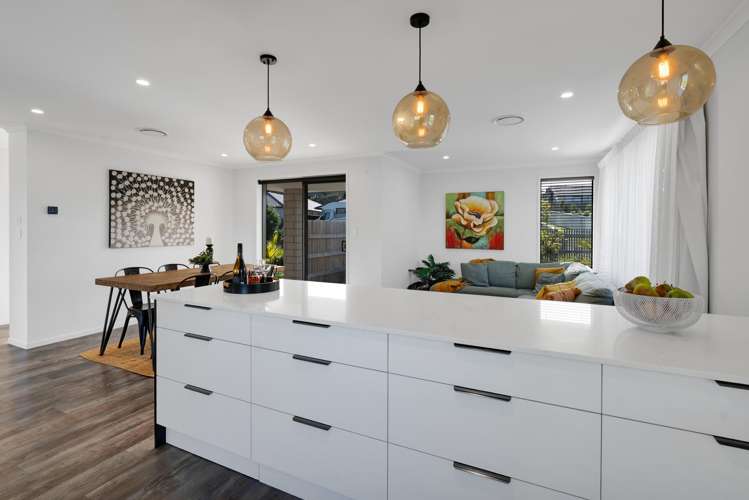 22 Atutahi Street Hurdon_15