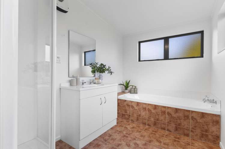 5 Titchener Street New Lynn_12