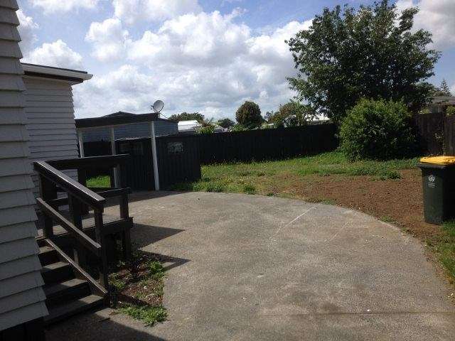 24 Chadwick Crescent Mangere East_1