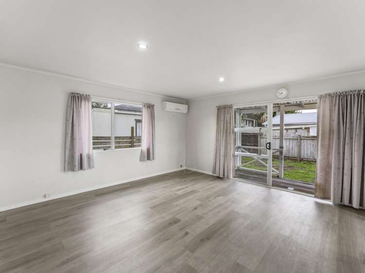 9b Gloucester Road Manurewa_1