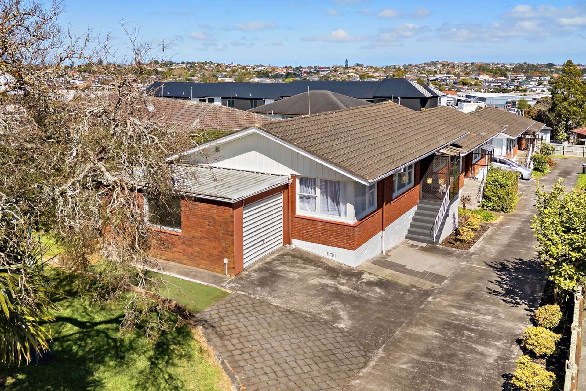 1/19 Hayr Road Three Kings_0