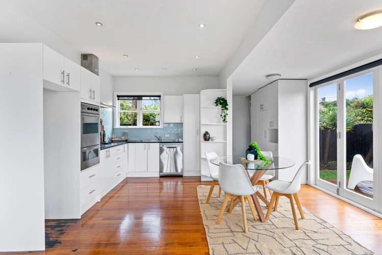 66 Kiwitea Street Sandringham_5