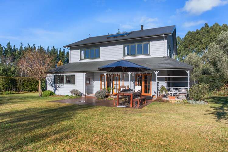 1055 Tram Road_1