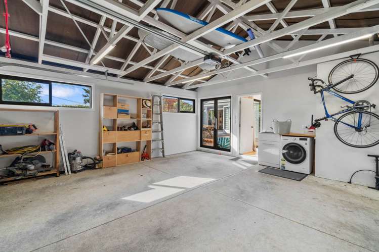 23 Archibald Road Kelston_16