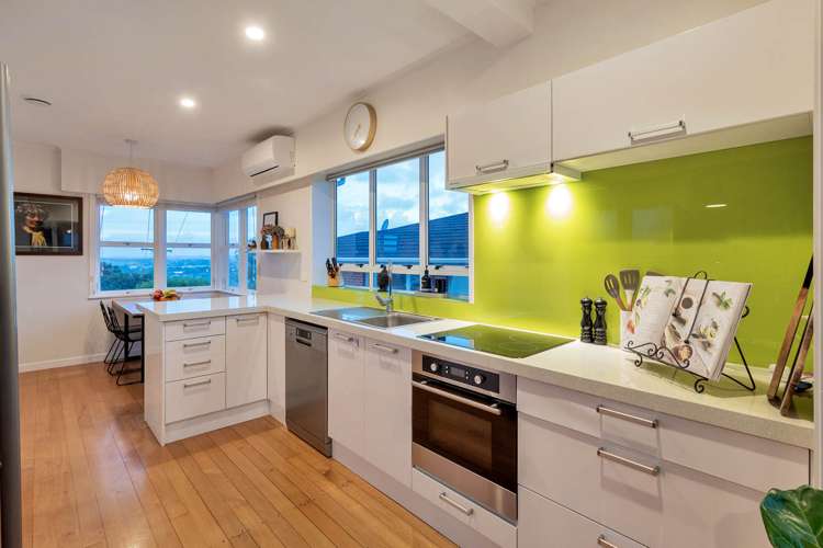 10 Hamlet Place Pukekohe_13