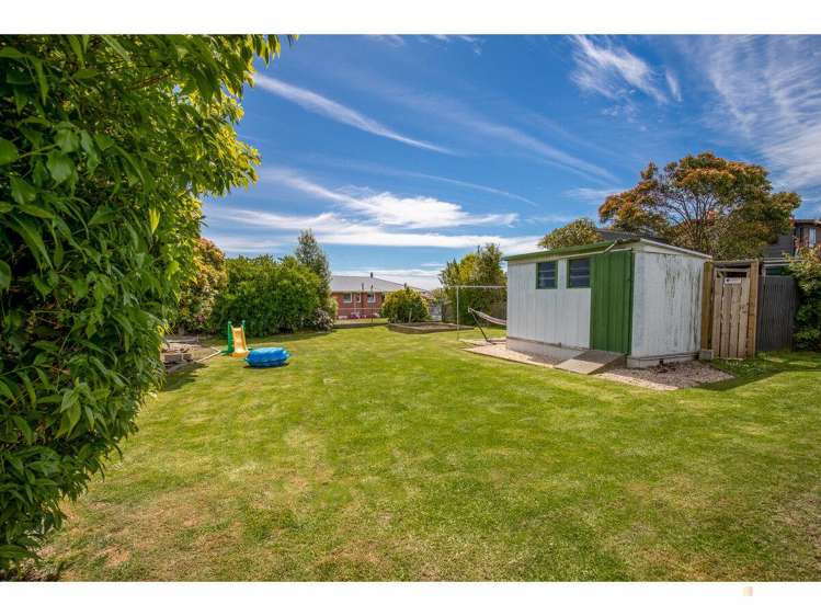 19 Raymond Street West End_11