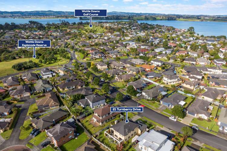 21 Turnberry Drive Wattle Downs_24
