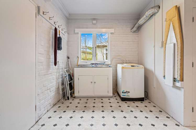 22 Burnett Street Calton Hill_15