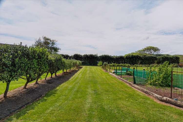 75 Sponge Bay Road Wainui_22