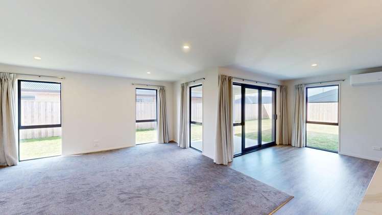 142 Trevors Road Elgin_4