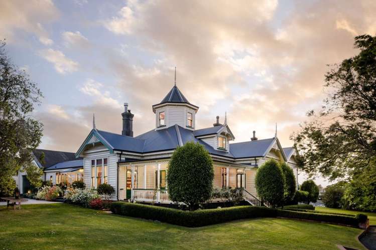 Young Auckland family snaps up iconic turret house for record-breaking sum