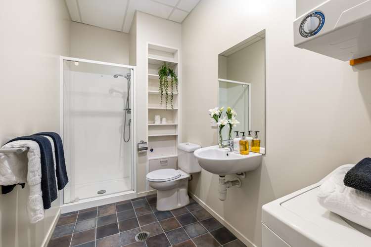 C 11/28 The Avenue Albany_11