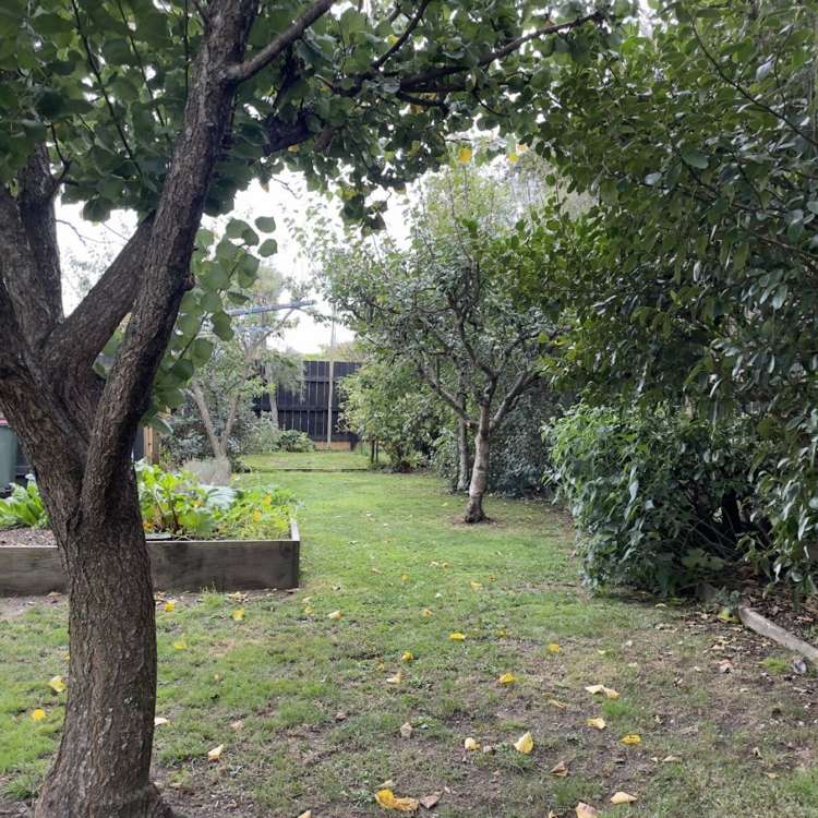 25 Churchill Avenue Richmond_31