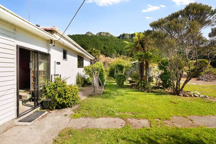 2083 Dry Road, Mangarakau Golden Bay_11