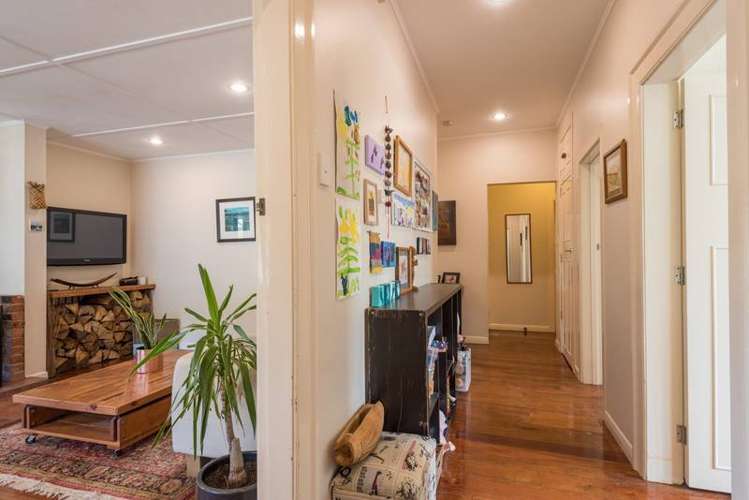 62 Montreal Road Toi Toi_14