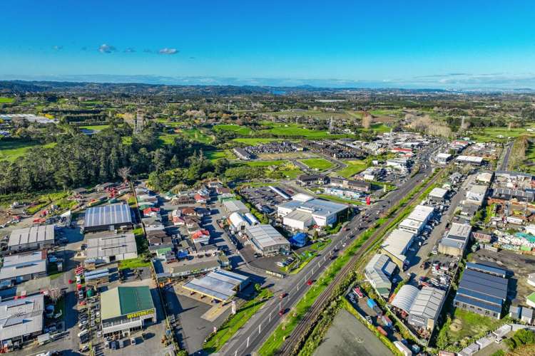 132 Main Road Kumeu_17