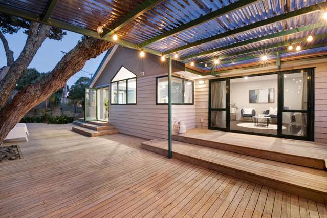 Beachside Lifestyle With Separate Living Options