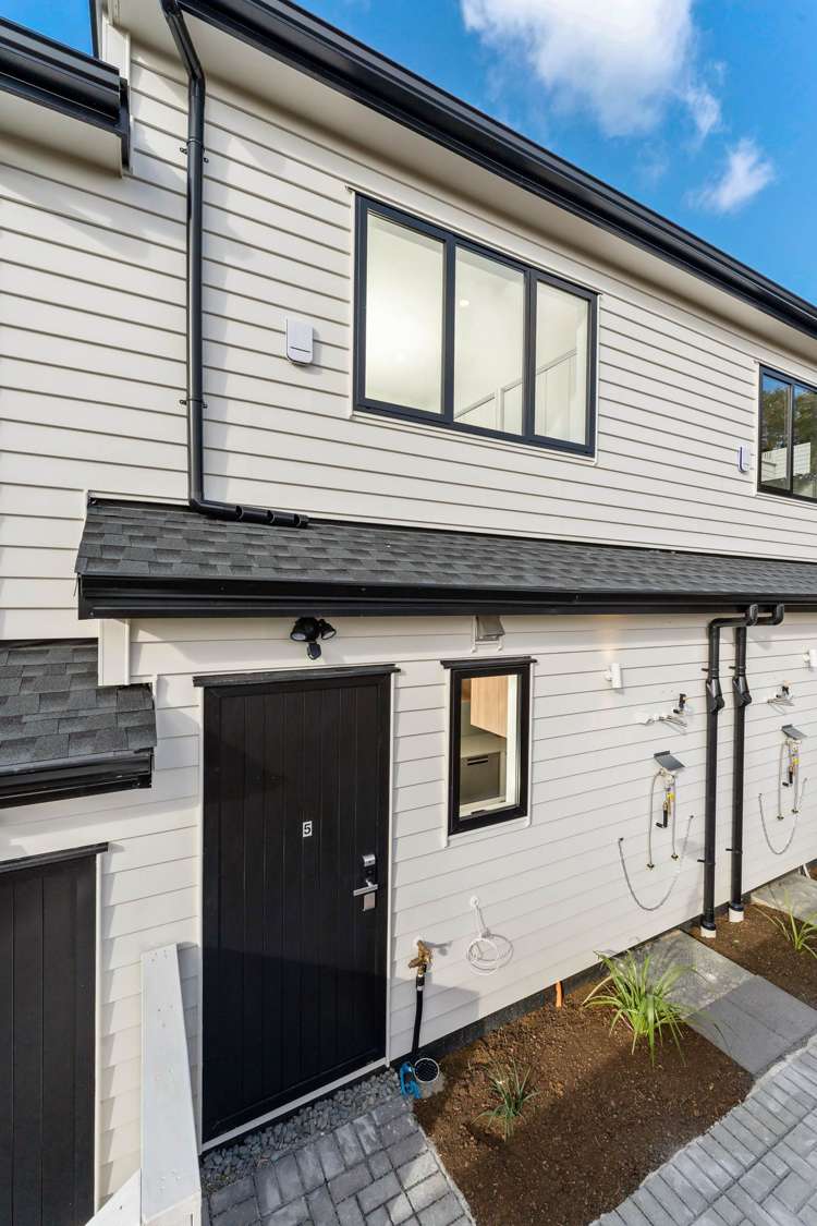 6/2 Chapman Road Te Atatu Peninsula_10