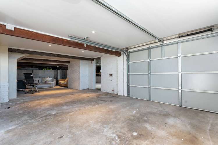 35 Montgomery Crescent Cockle Bay_18