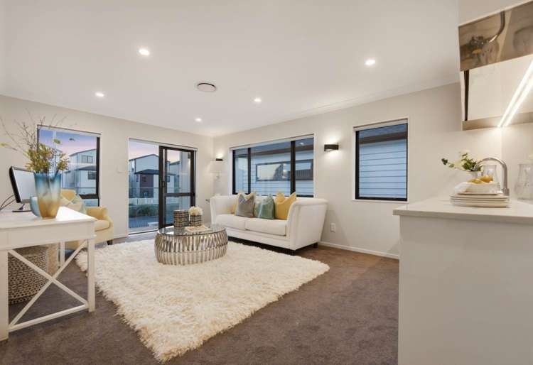 221B Murphys Road Flat Bush_18
