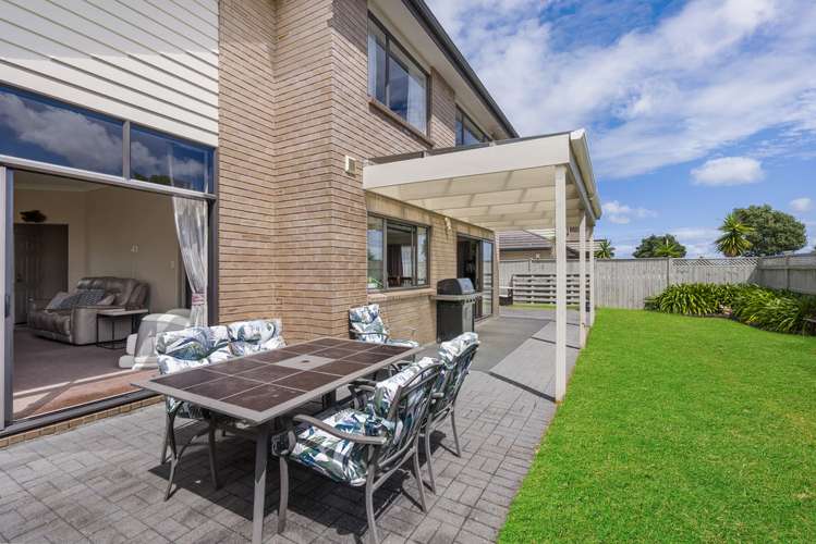 25 Stranraer Crescent Wattle Downs_13