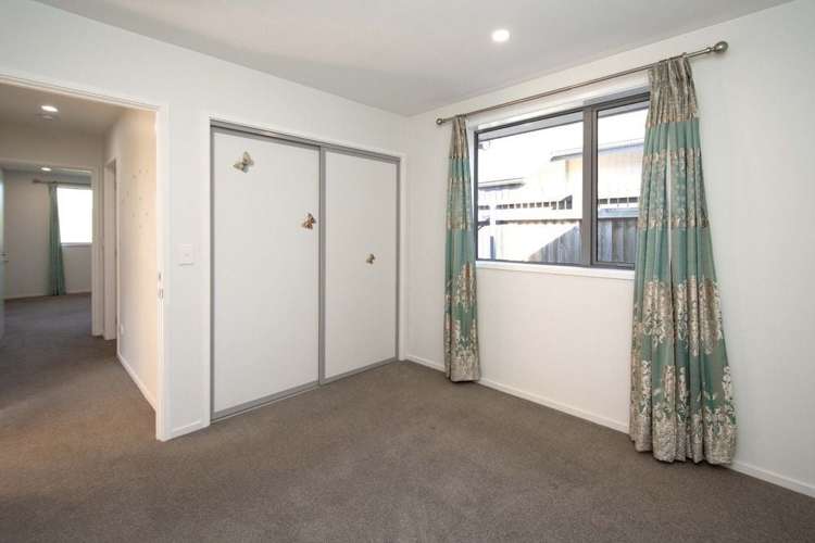 15 Charente Way Yaldhurst_4