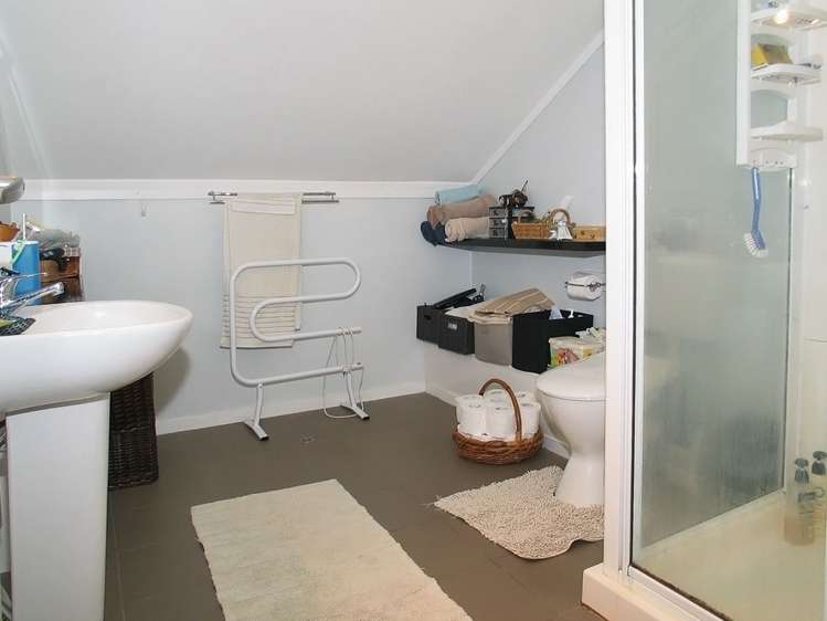 12 Pascoe Avenue Paremata_12