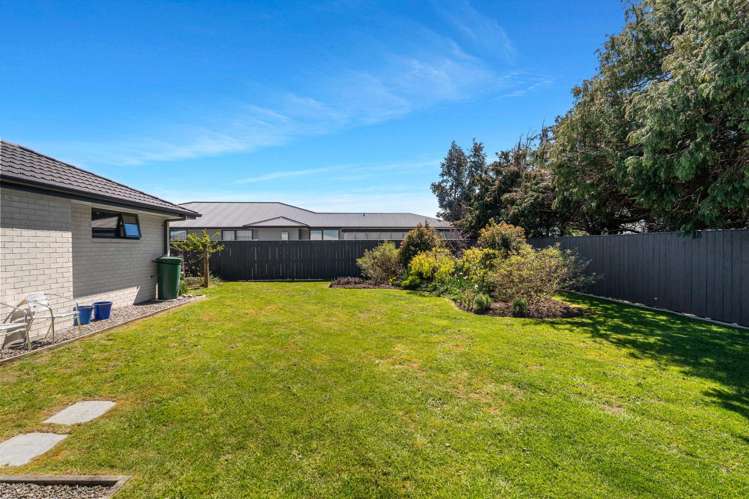 12 Maple Grove Masterton_14