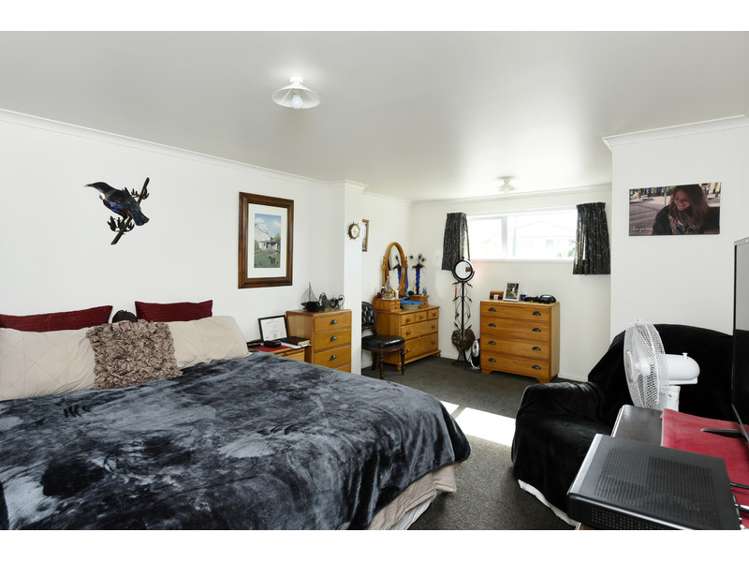 17 Hebberd Place Richmond_18