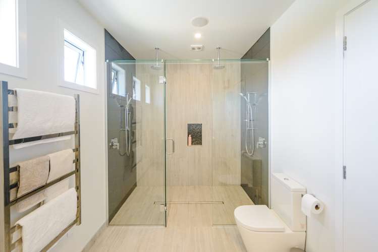 33 Hartwell Drive Kelvin Grove_21