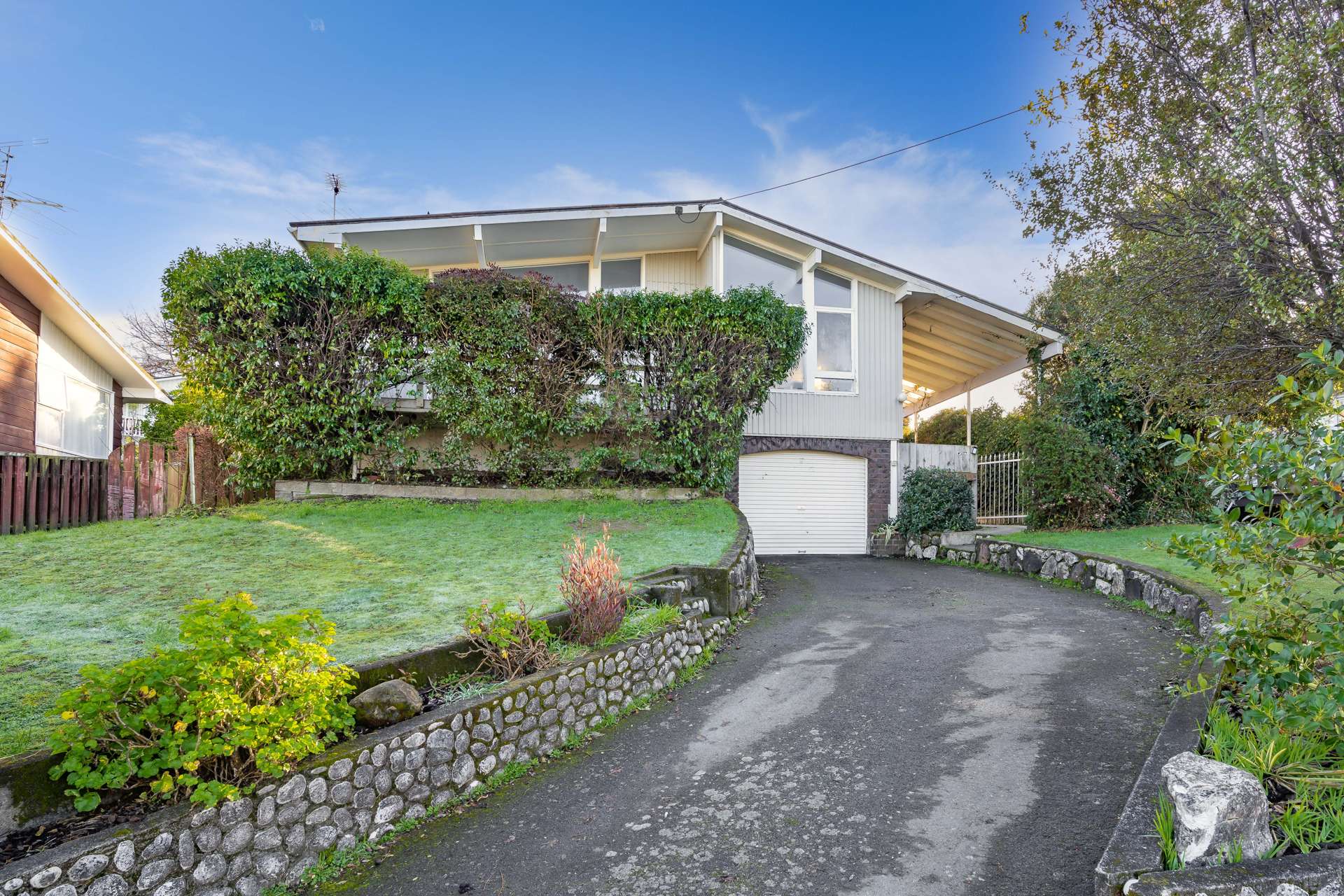 7 Kitchener Street Te Horo Beach_0