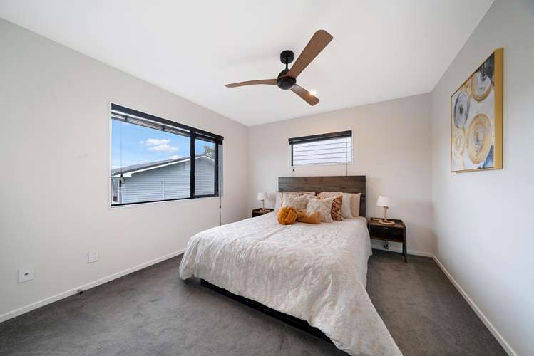 84 Connaught Street Blockhouse Bay_15