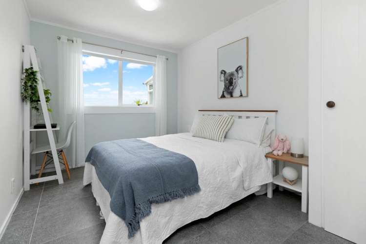 42 Ngarahana Avenue Paremoremo_15