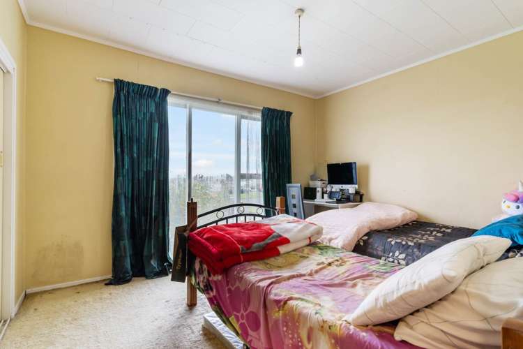 302 Roscommon Road Clendon Park_10