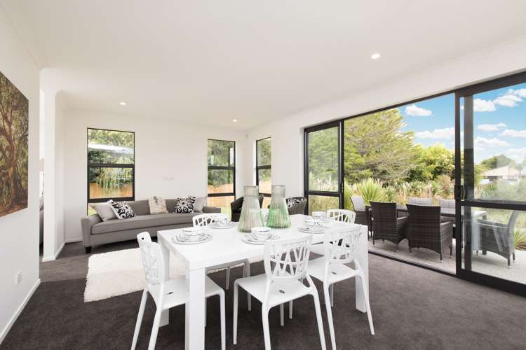 8 Lisle Farm Drive Pukekohe_14