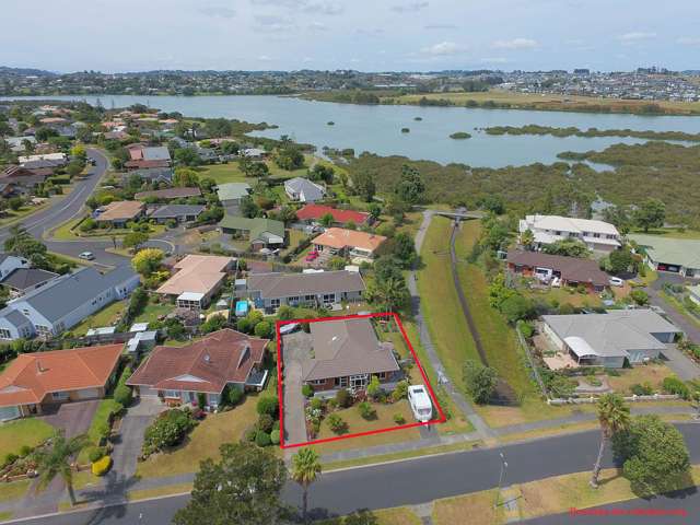 192 Lakeside Drive Orewa_4